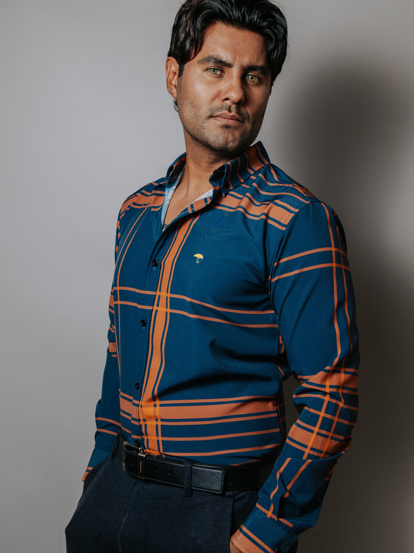 CAMISA SLIM FIT HOMBRE, MELÓN LÍNEAS NARANJA, NEGRA Y BLANCA