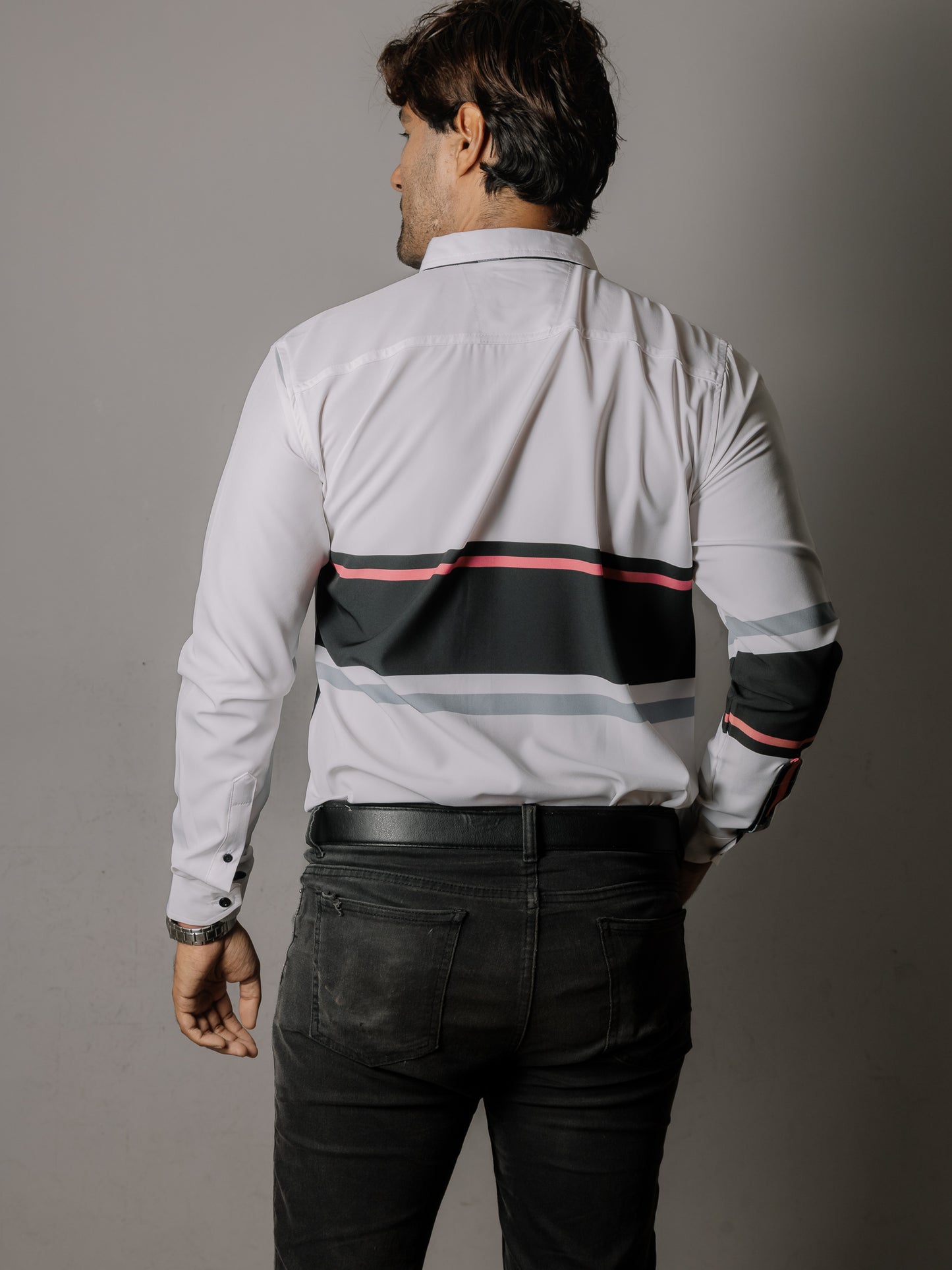 CAMISA HOMBRE SLIM FIT, LÍNEAS NEGRA, GRIS Y ROSA