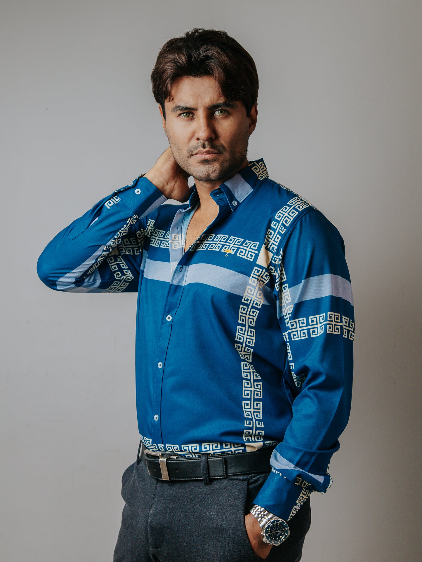 CAMISA SLIM FIT, AZUL DETALLE GRIEGO CREMA