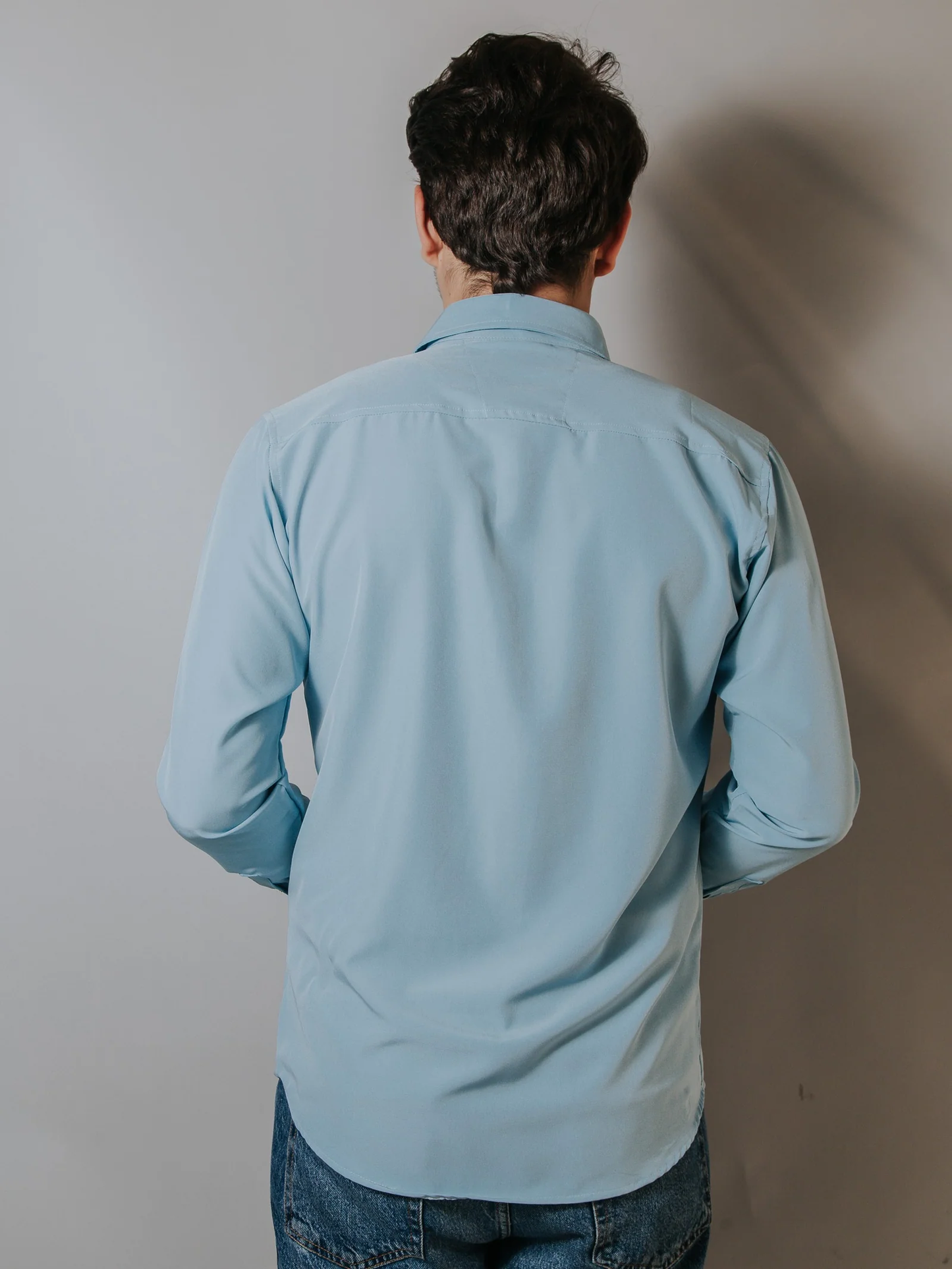 CAMISA HOMBRE CASUAL LISA COLOR AZUL CIELO
