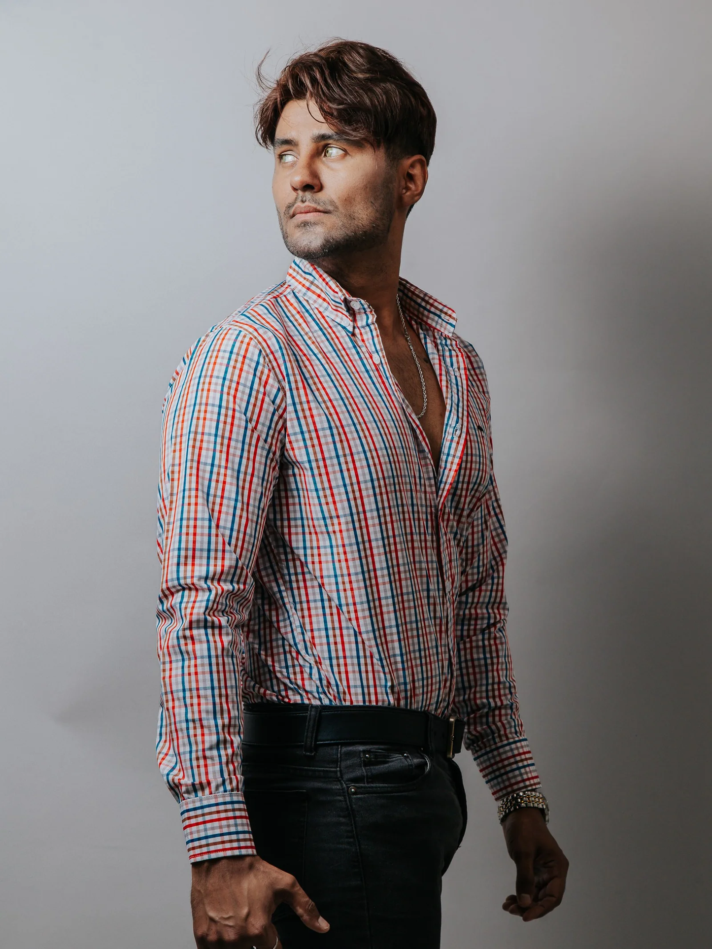 CAMISA HOMBRE SLIM FIT, CUADROS AZUL, MARRÓN, ROJOS, GRIS