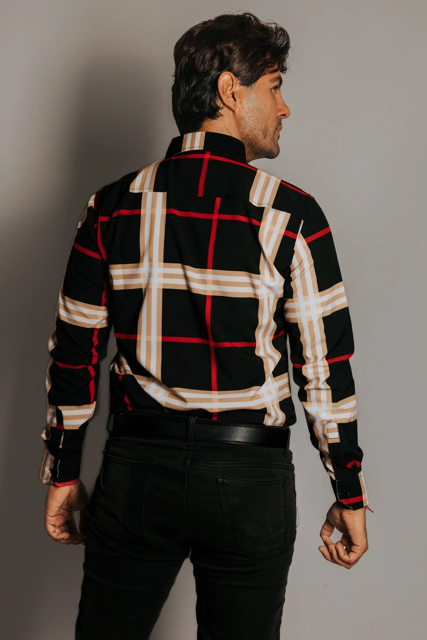 CAMISA HOMBRE SLIM FIT, CUADROS BEIGE ROJO Y BLANCO
