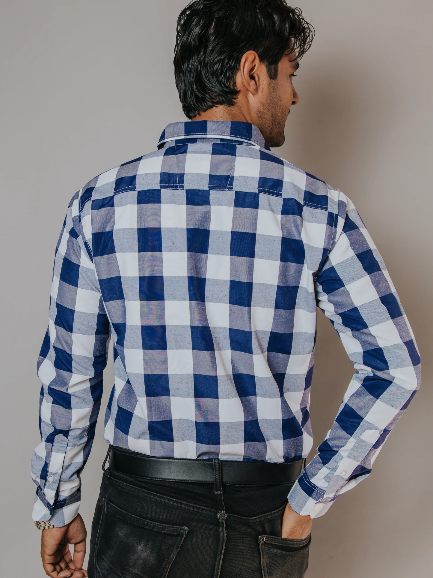 CAMISA CASUAL HOMBRE,CUADROS AZUL MARINO Y BLANCO