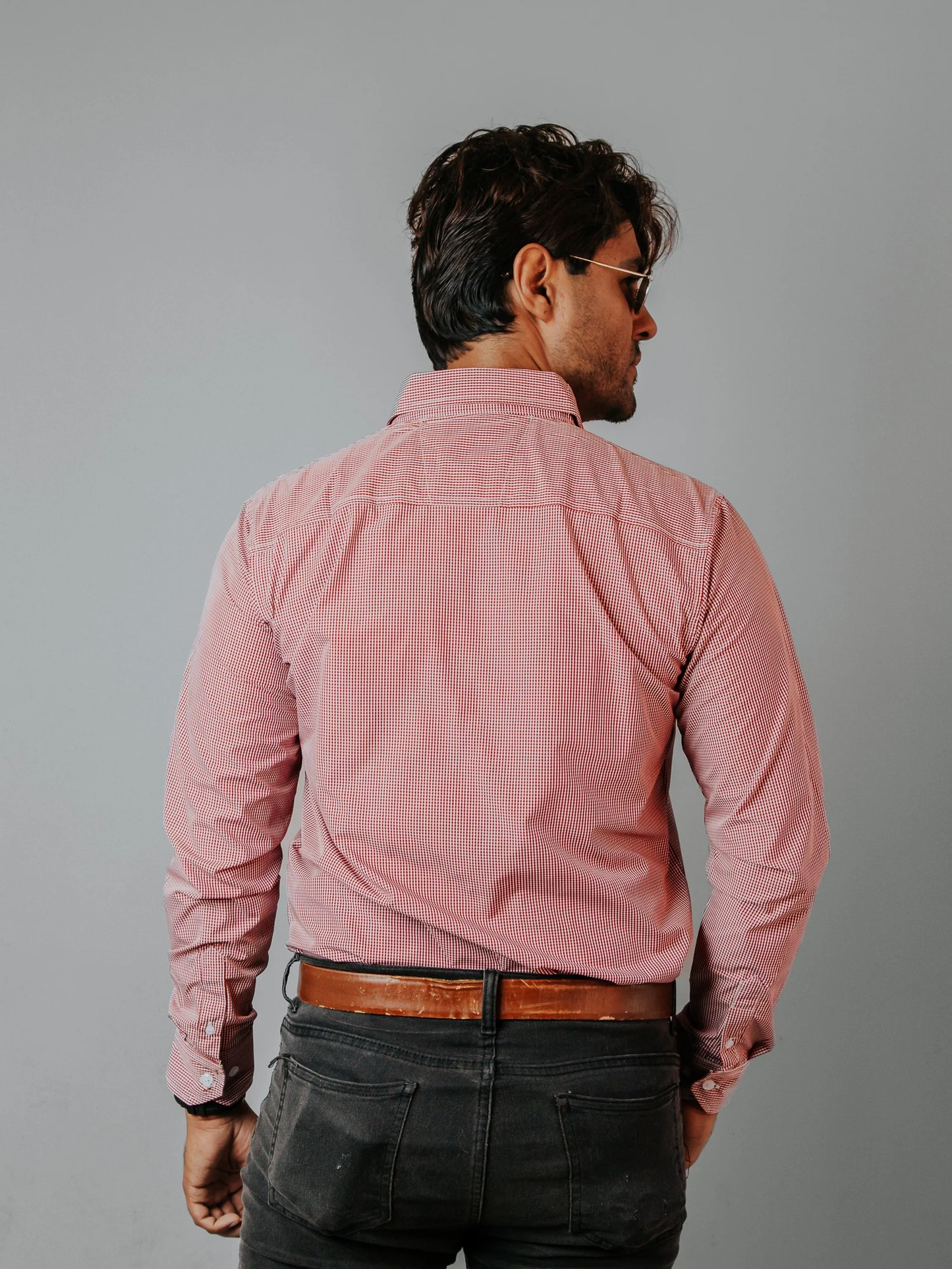 CAMISA HOMBRE SLIM FIT, MICROCUADRO ROJO