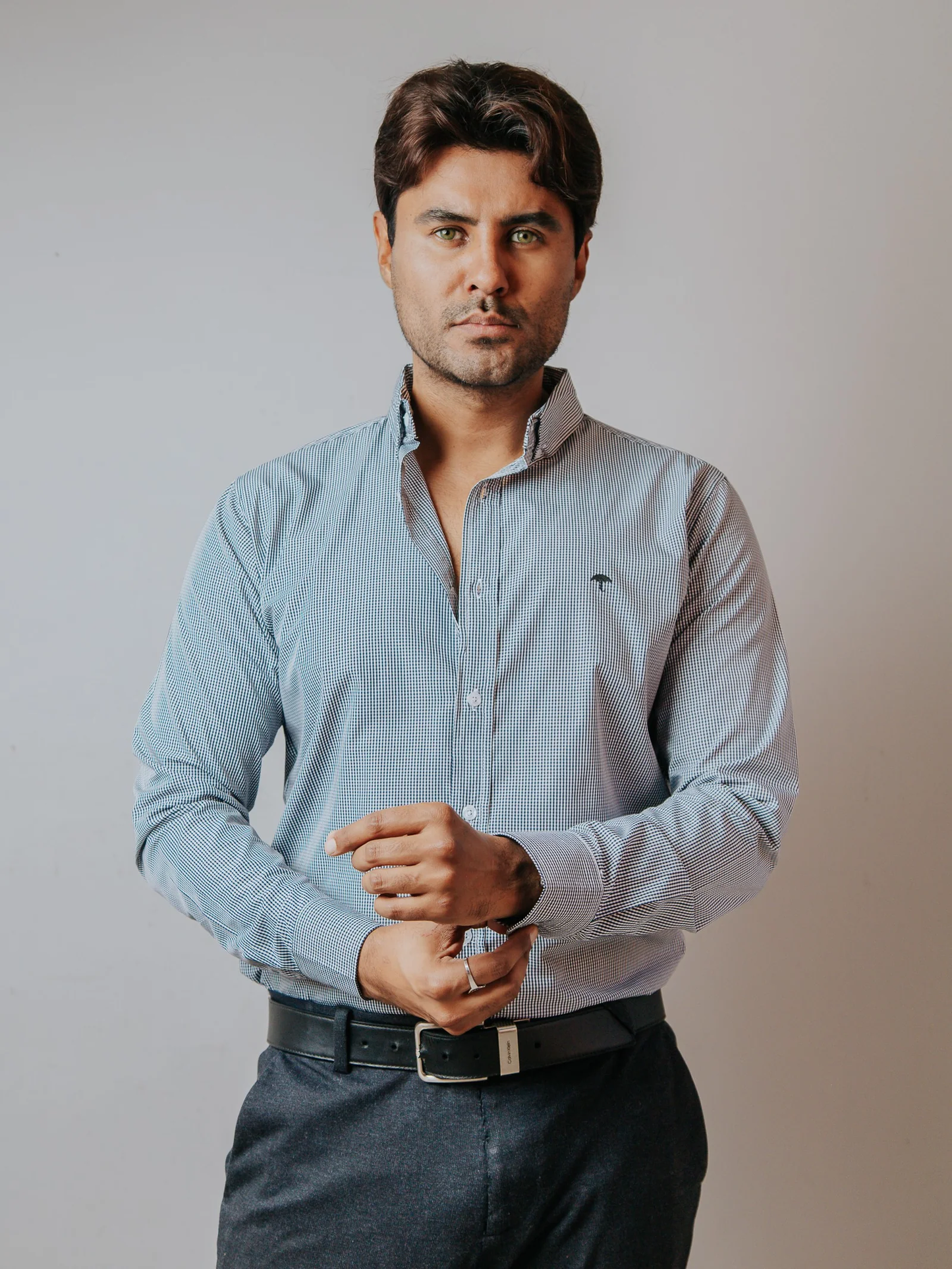 CAMISA HOMBRE SLIM FIT, MICROCUADRO AZUL MARINO