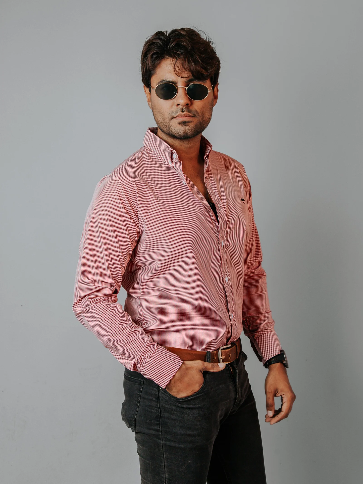 CAMISA HOMBRE SLIM FIT, MICROCUADRO ROJO