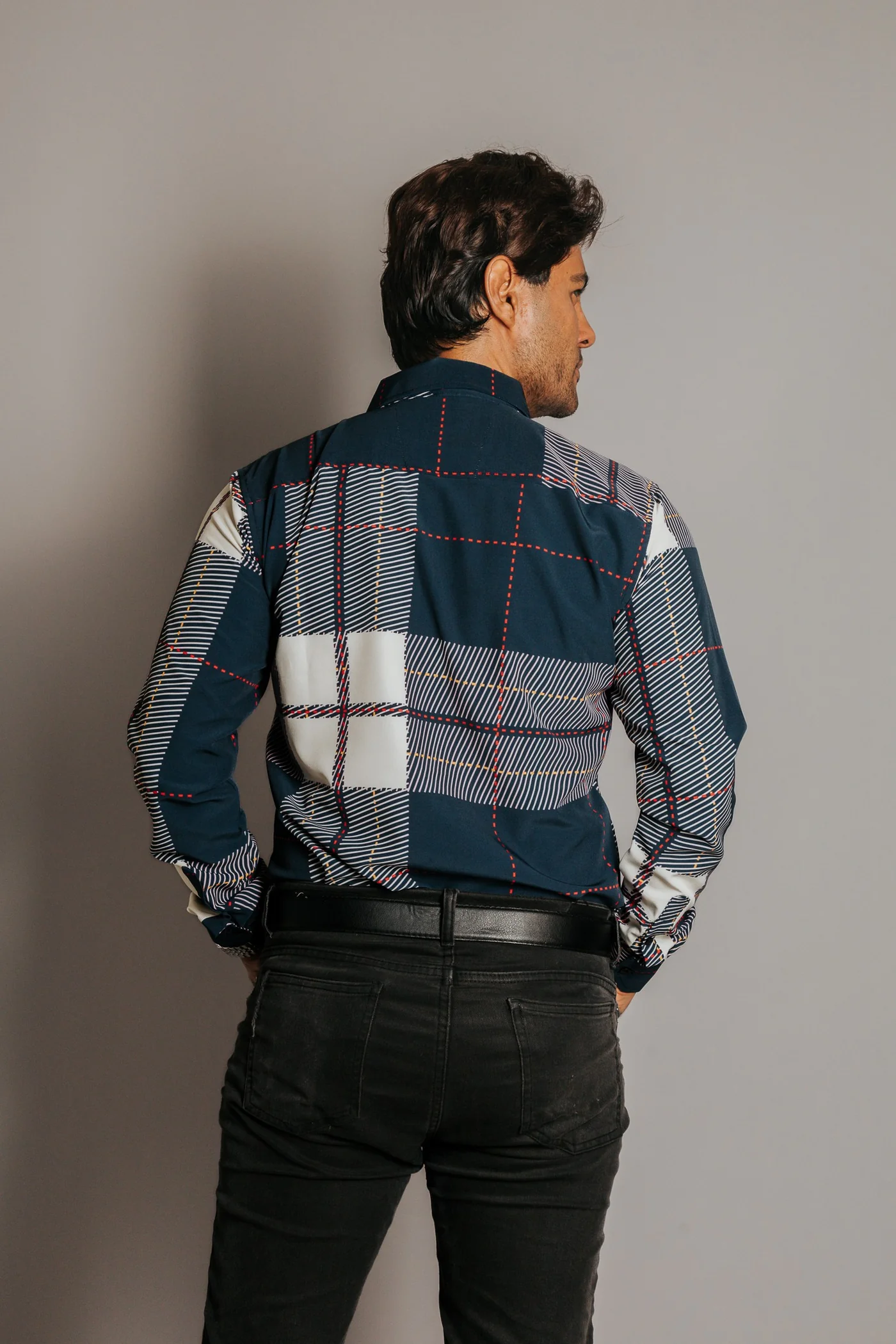 CAMISA HOMBRE SLIM FIT, CUADROS AZUL BEIGE LÍNEAS ROJO MORADO