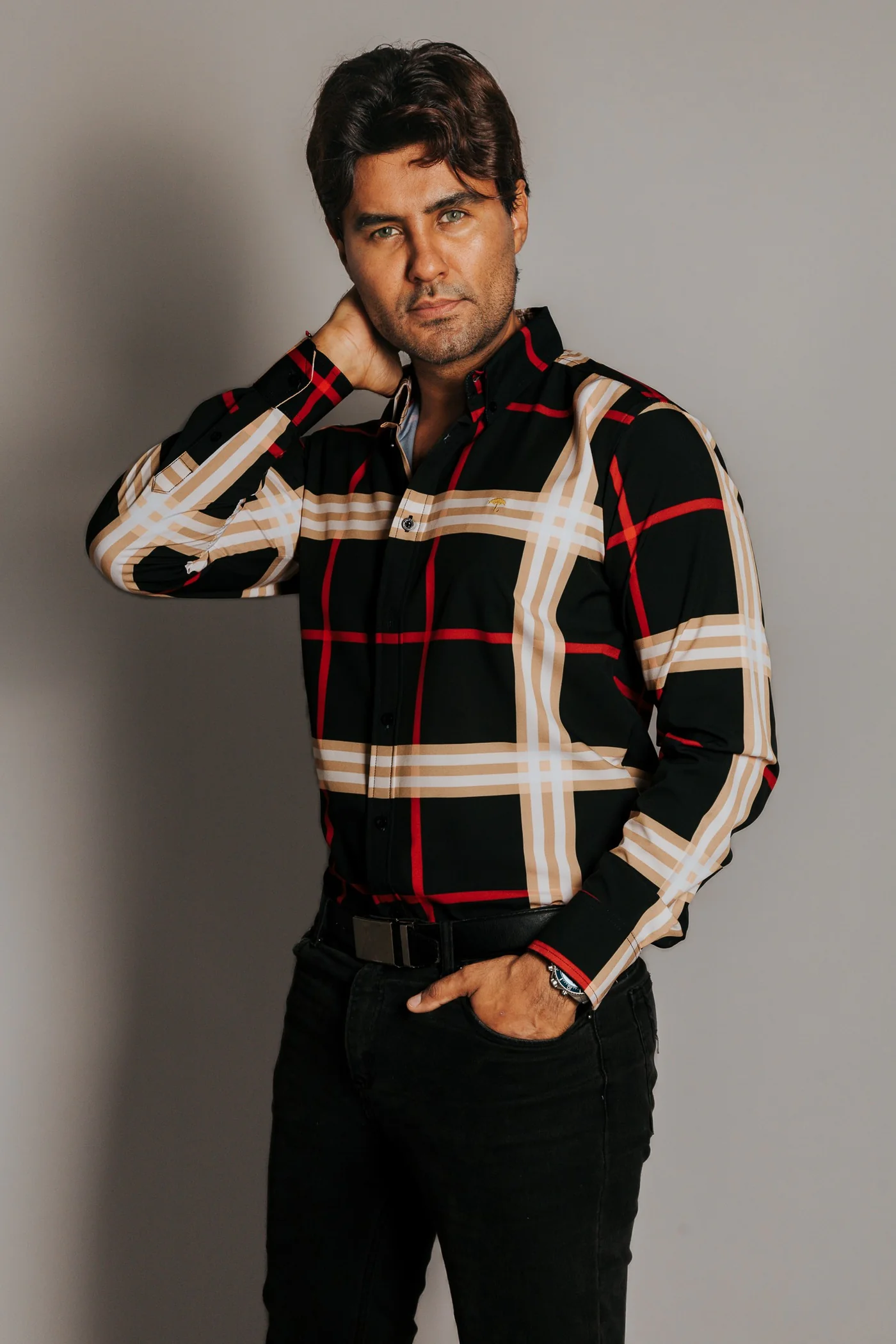 CAMISA HOMBRE SLIM FIT, CUADROS BEIGE ROJO Y BLANCO