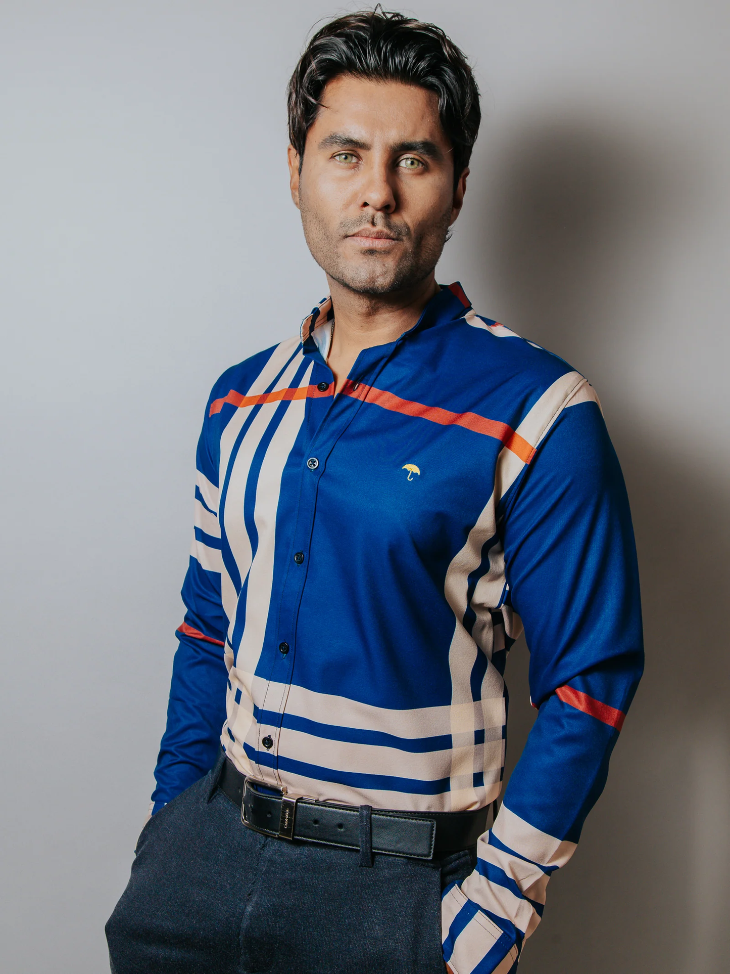 CAMISA SLIM FIT HOMBRE, AZUL REY FRANJAS NARANJA Y BEIGE