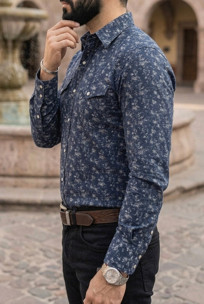 Camisa Vaquera Azul Dibujo Blanco