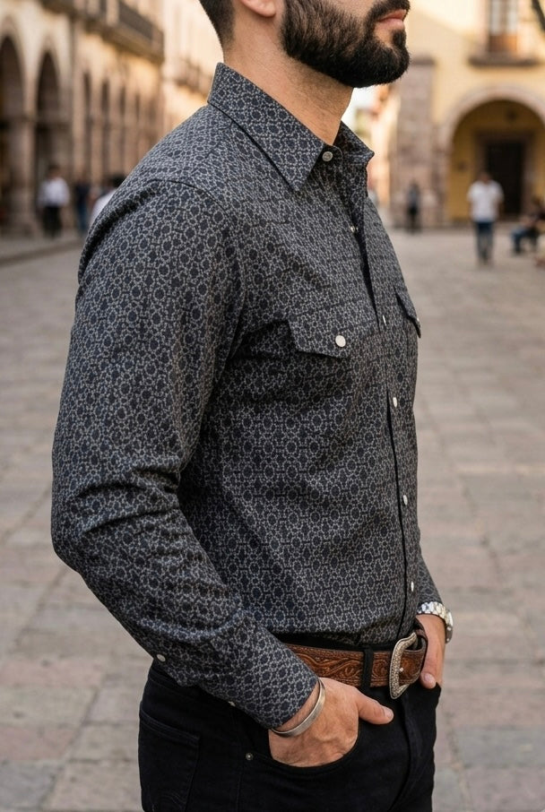 Camisa Vaquera Negra Detalles Blancos