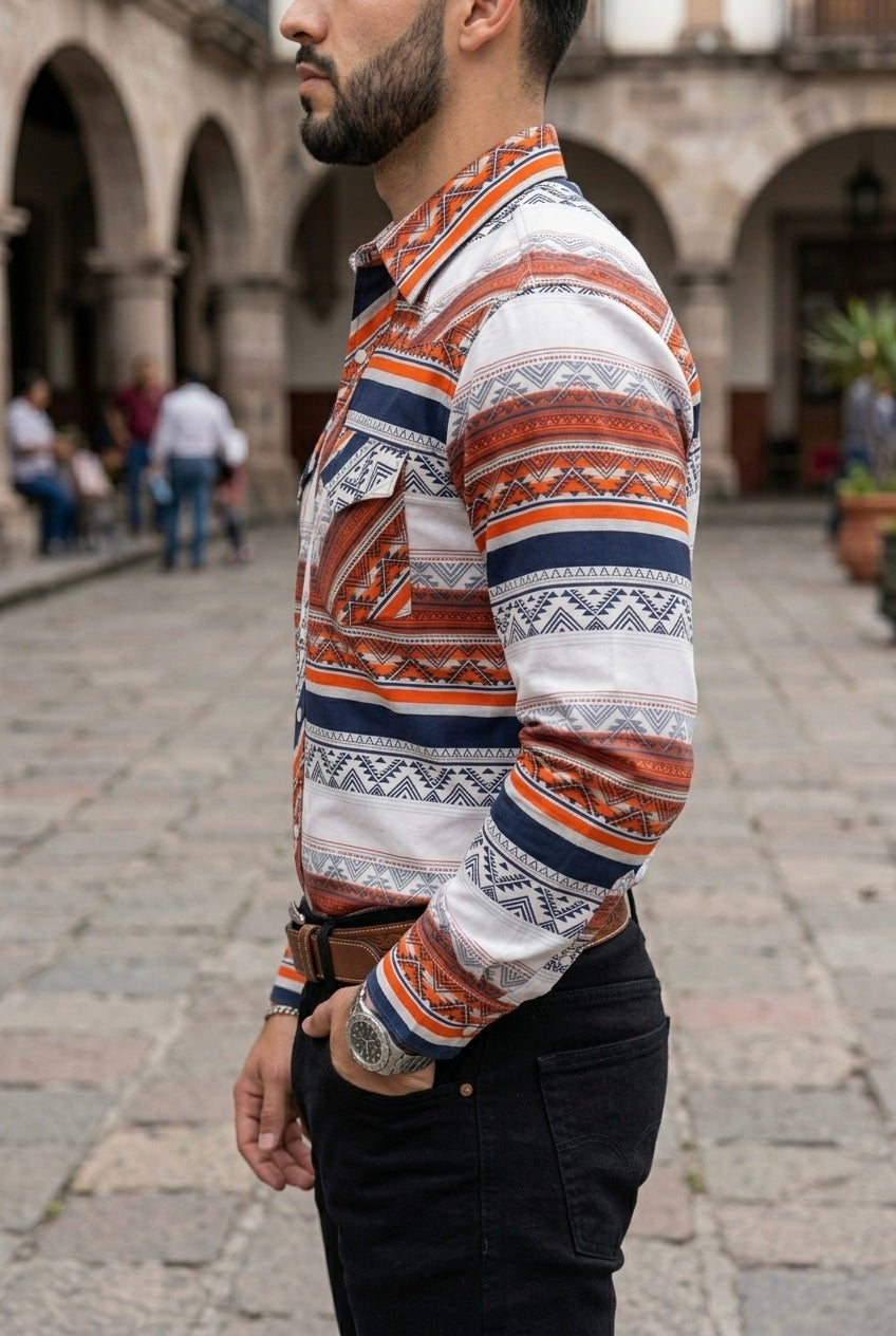 Camisa Vaquera Con Bolsas Blanca Detalles Azules y Naranjas