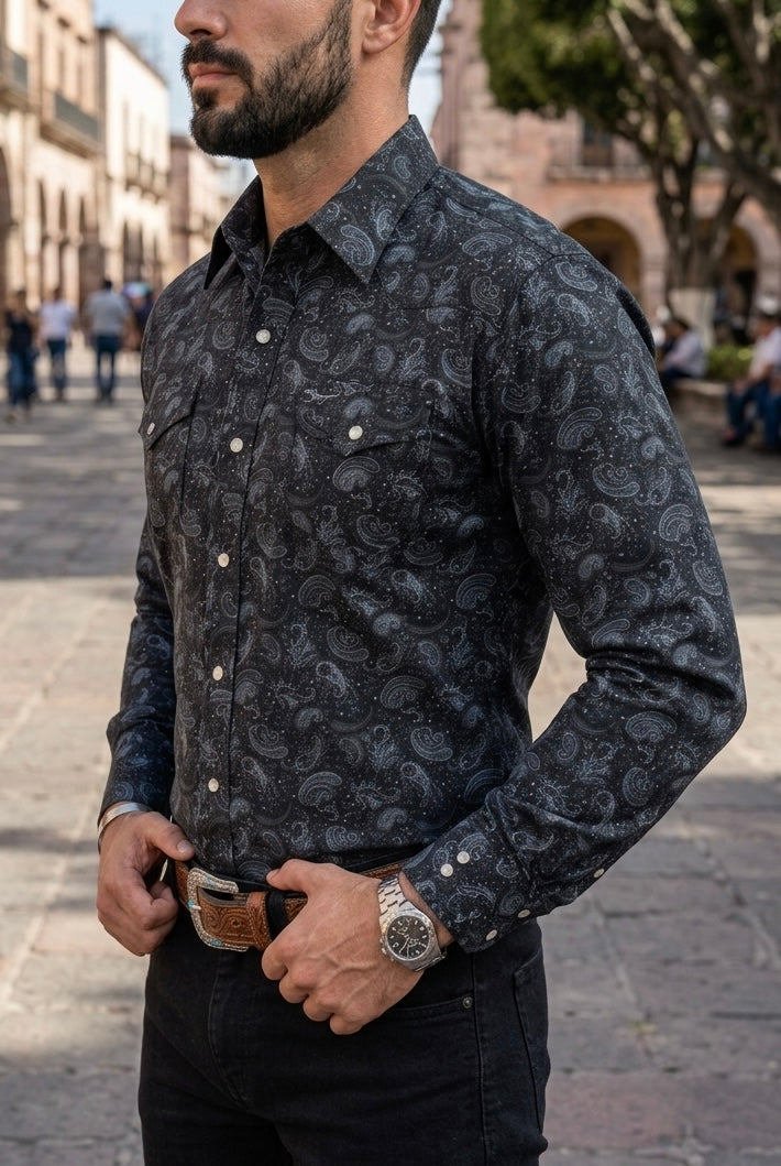 Camisa Manga Larga Negra Detalles Blancos