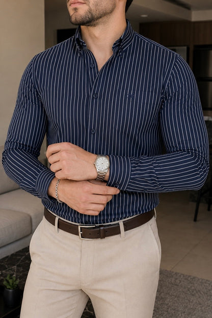 CAMISA DE VESTIR AZUL LÍNEAS BLANCAS
