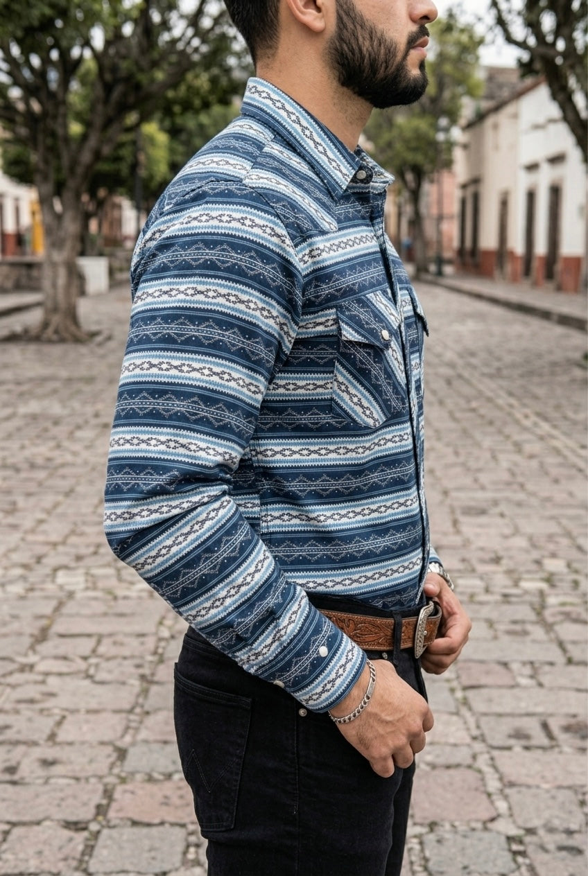 Camisa Vaquera Con Bolsas Azul Detalles Blancos