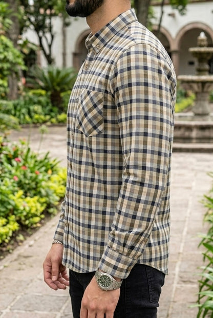 Camisa Manga Larga Con Bolsa Cuadros Bicolor