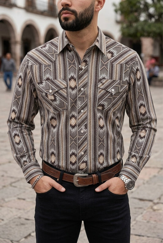 Camisa Vaquera Con Bolsas Café Detalles Beige