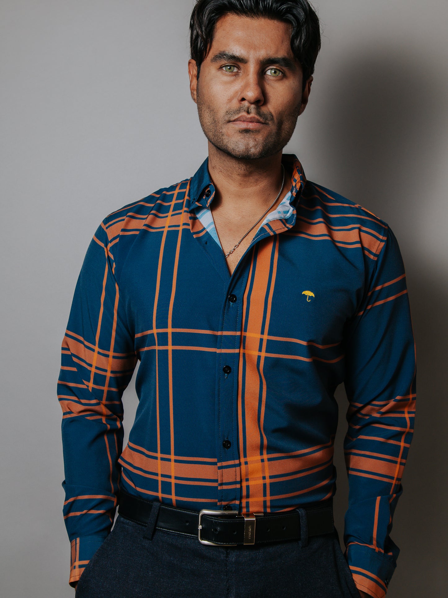 CAMISA SLIM FIT HOMBRE, MELÓN LÍNEAS NARANJA, NEGRA Y BLANCA