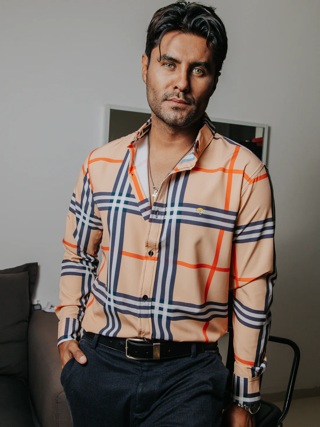 CAMISA SLIM FIT HOMBRE, MELÓN LÍNEAS NARANJA, NEGRA Y BLANCA