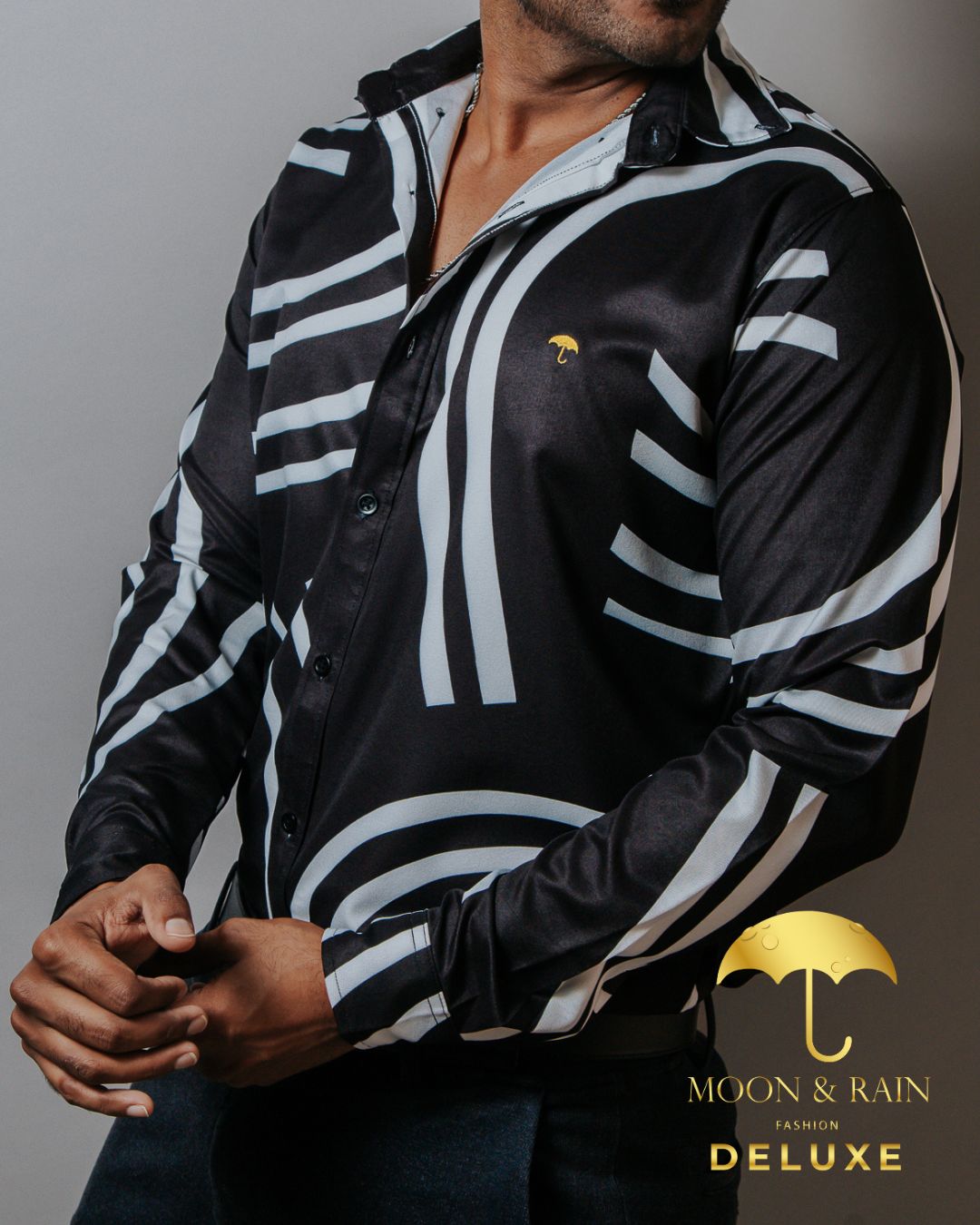 CAMISA SLIM FIT HOMBRE, NEGRA LÍNEAS CURVAS Y SEMICIRCULOS
