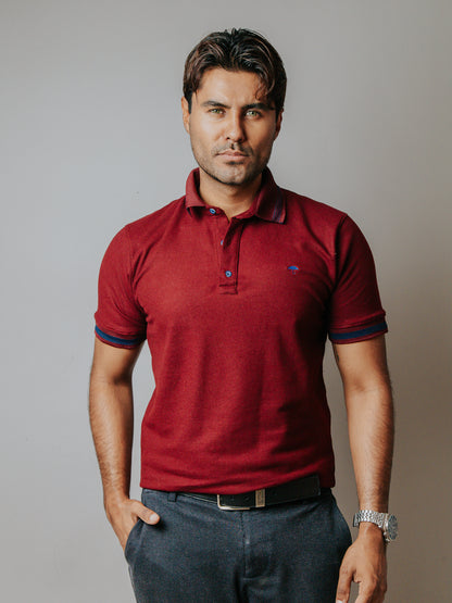 PLAYERA POLO SLIM FIT, VINO DETALLE AZUL MARINO