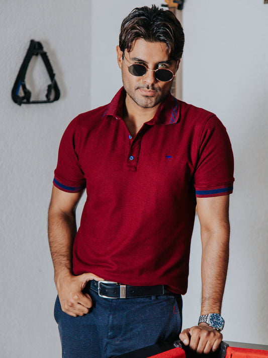 PLAYERA POLO SLIM FIT, VINO DETALLE AZUL MARINO