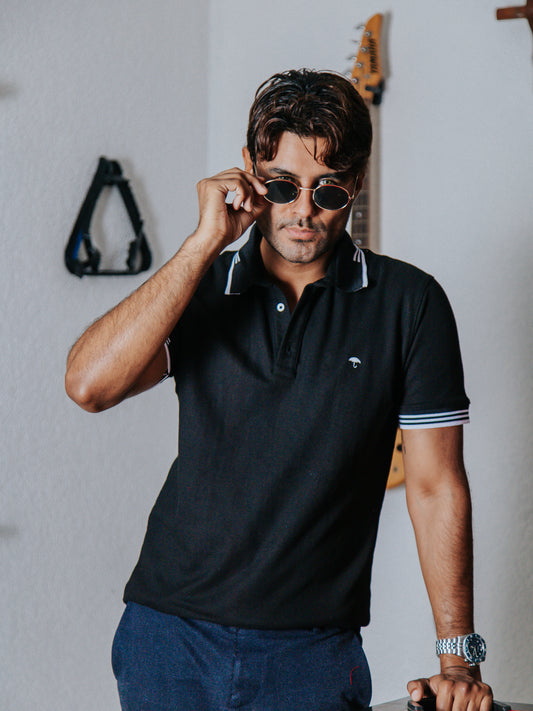PLAYERA POLO SLIM FIT, NEGRA LÍNEAS BLANCAS